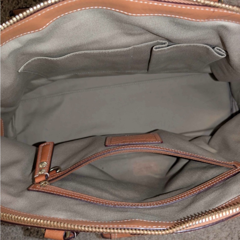 Coach Legacy Hamptons Miranda Satchel 11085 - Picture 5 of 8